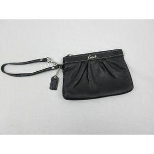 COACH Wristlet - Pebble Leather Black Zipper Top Pre-owned